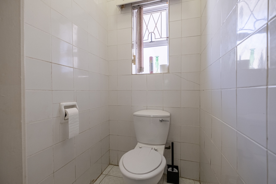 13 Bedroom Property for Sale in Summerstrand Eastern Cape